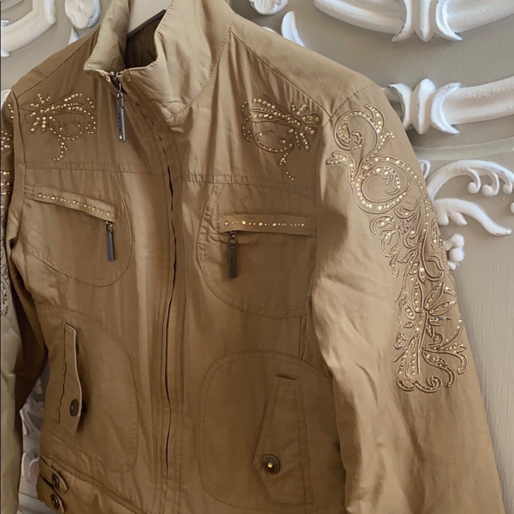 Women’s Glam Military like Jacket in Beige